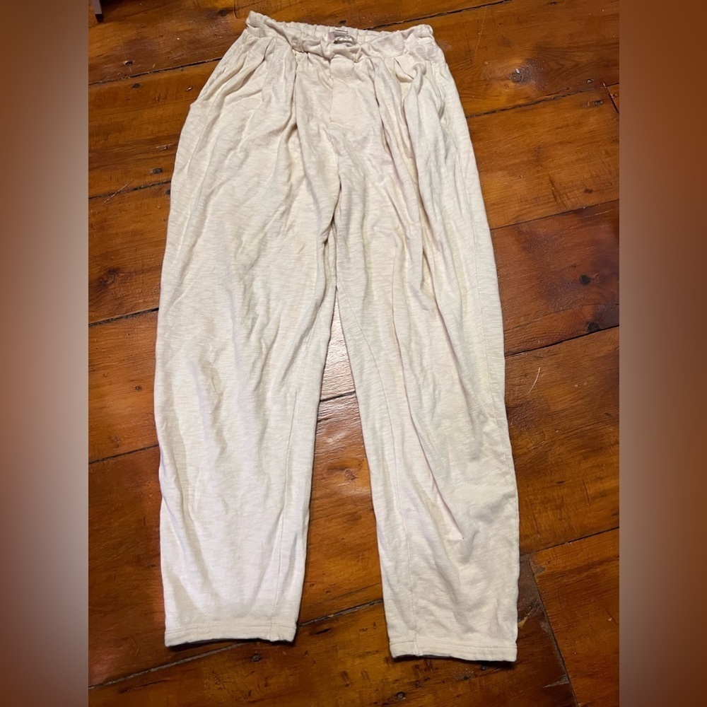Free People Beach Small Womens light tan oatmeal high rise joggers pockets